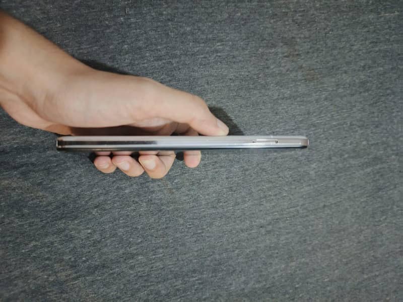 Tecno Camon 18P 4