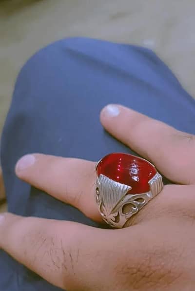 Ring with Anari yaqout stone