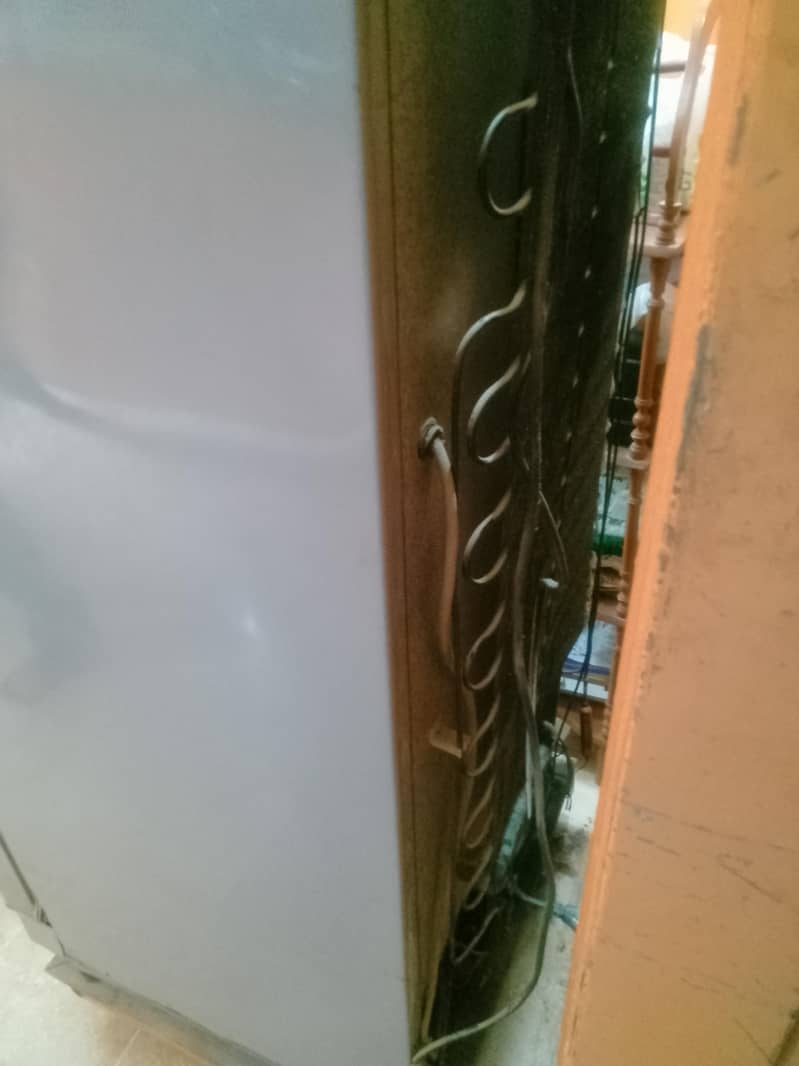 refrigerator 5