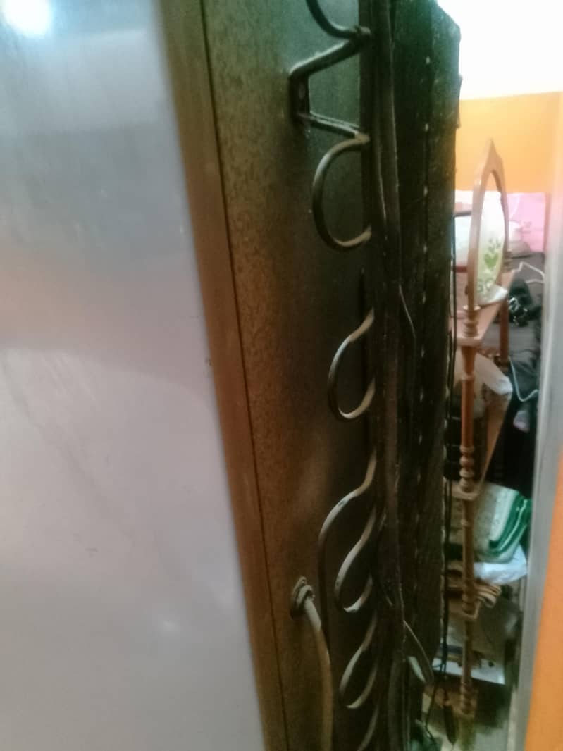 refrigerator 7