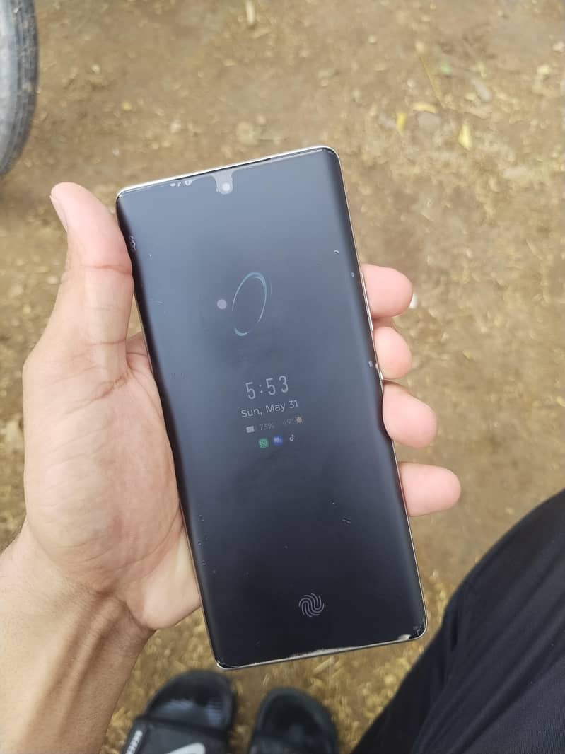 Infinix Note 40 Pro 6