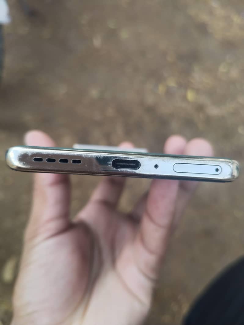 Infinix Note 40 Pro 7