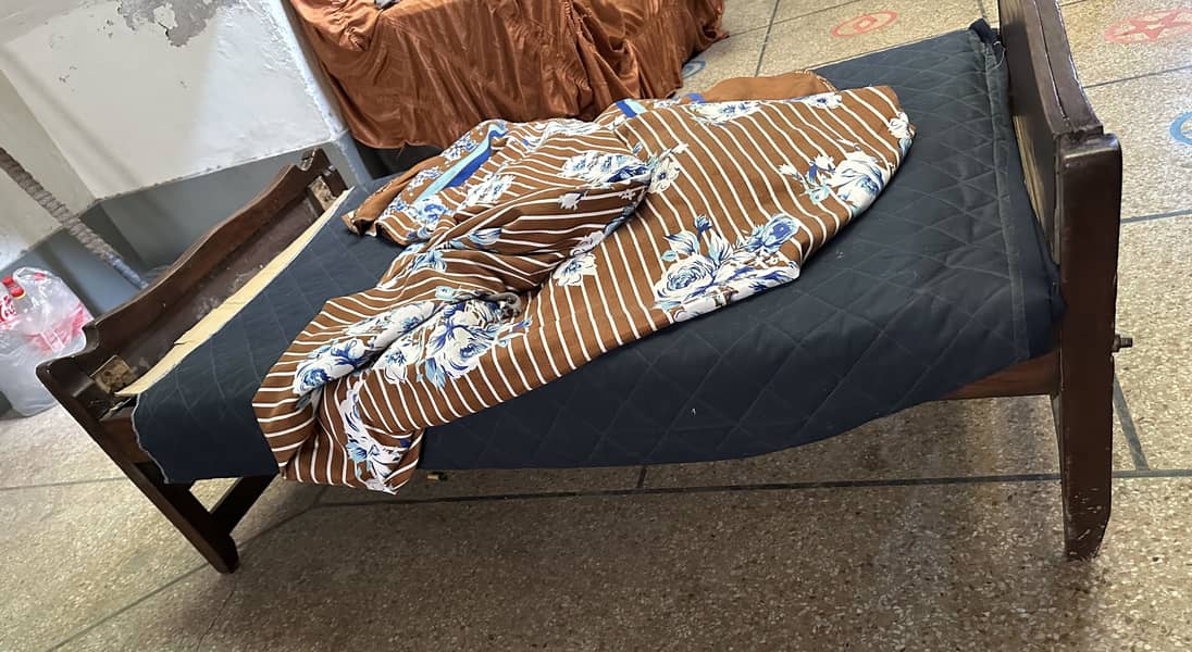 Mini bed 0