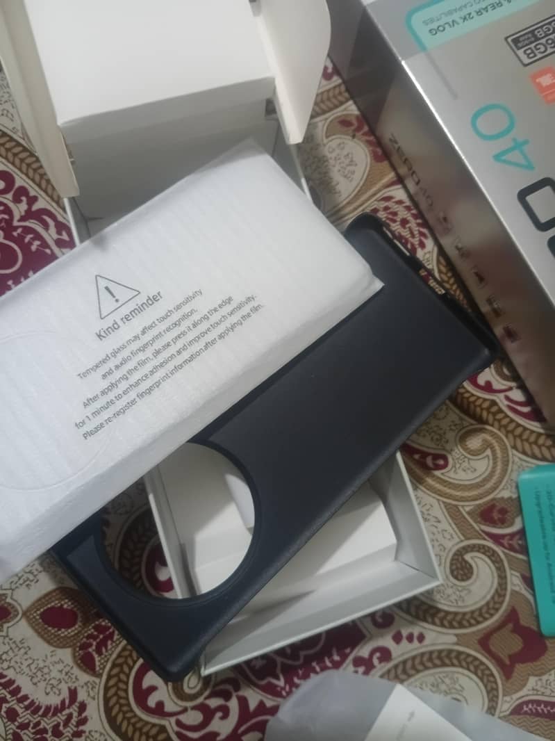 Infinix Zero 40 4