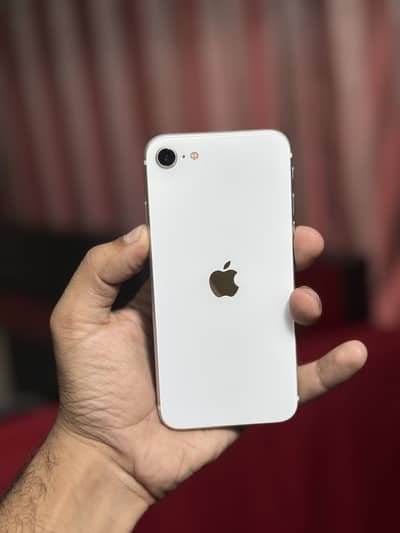 Apple iPhone SE