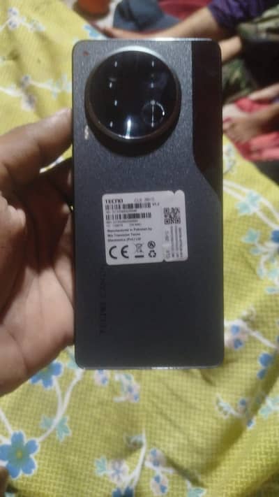 Tecno CAMON 30