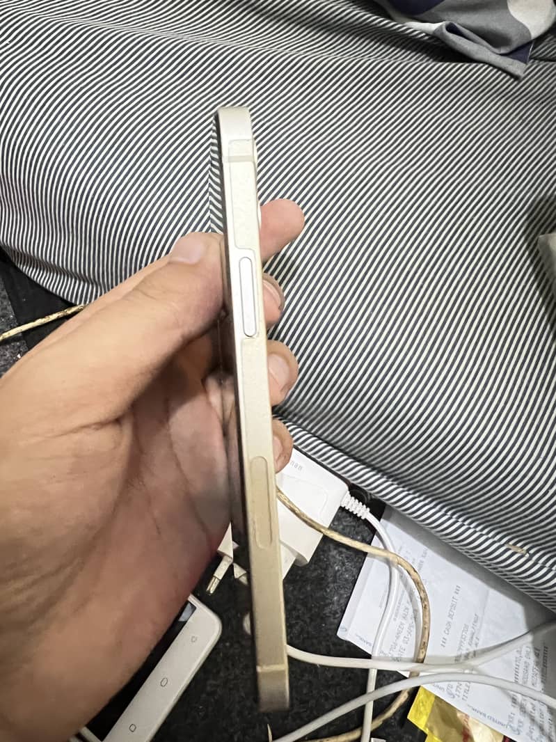 Apple iPhone 12 5
