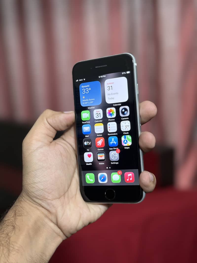 Apple iPhone SE 2
