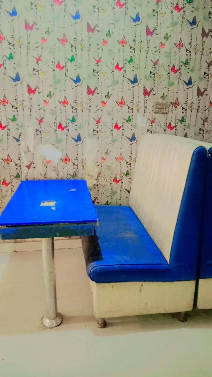 restaurant seating sofa 1