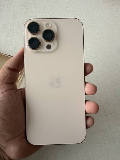 Apple iPhone 16 Pro Max