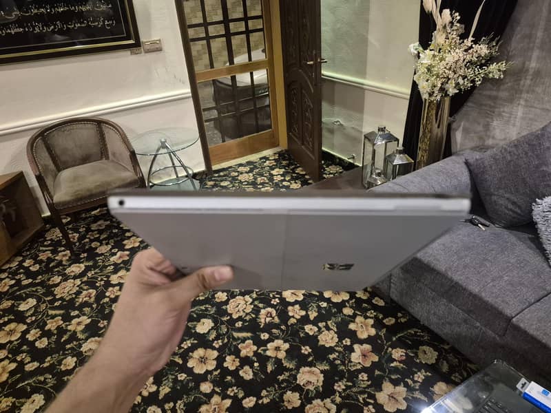 Surface Pro 6 4