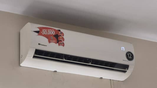 Dawlance 1.5 ton ac used