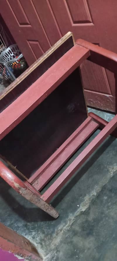 heavy pure wooden child floor desk for sale