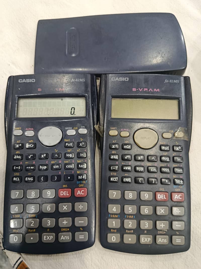 2 calculators 0