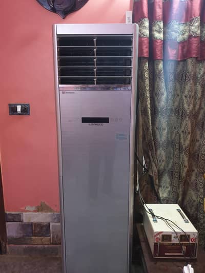 2 ton floor kenwood Ac