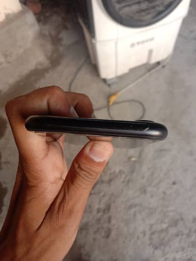 Apple iPhone XR