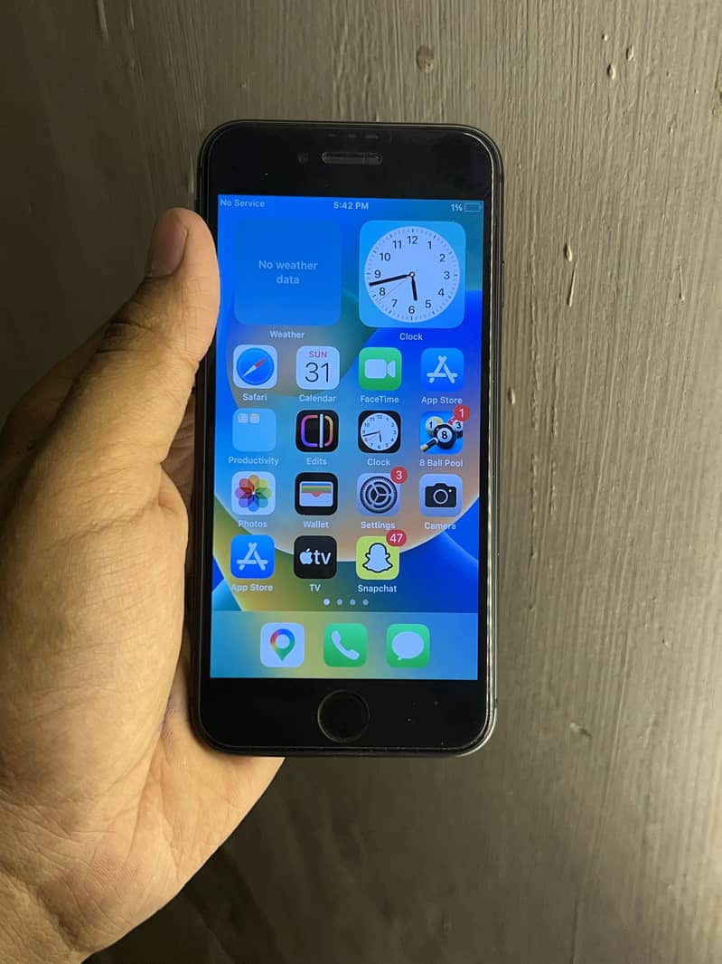Apple iPhone 8 3