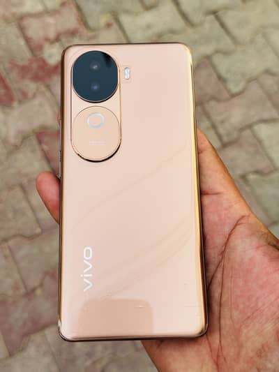 Vivo V40e