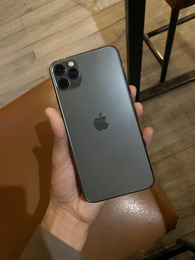 iPhone 11 Pro Max 64 GB PTAAPPROVED