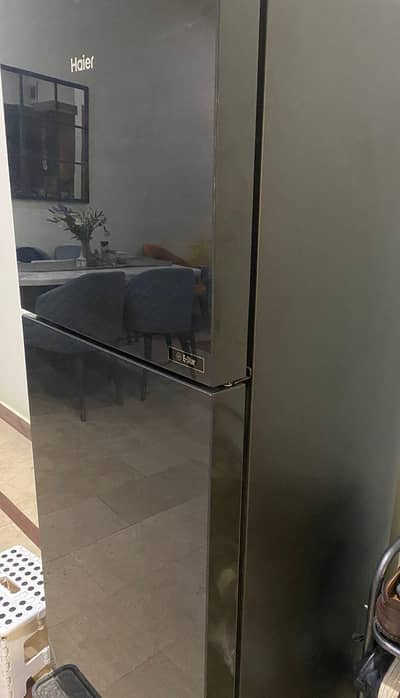Haier Refrigerator Black Glass door, Inverter, 246L/9 Cft