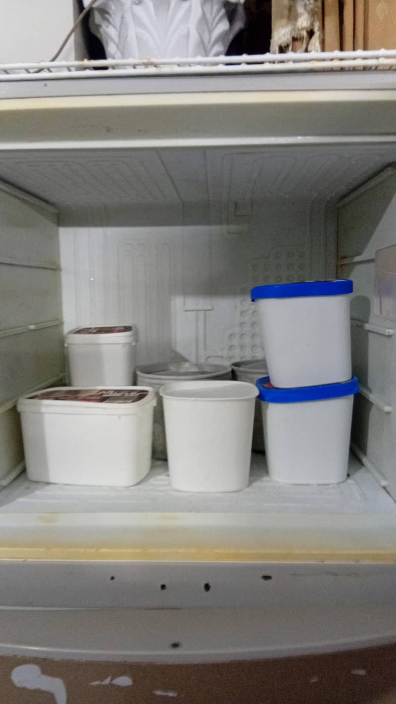 Refrigerator 4