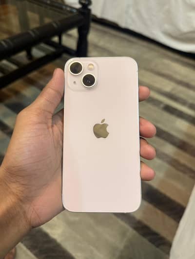 Apple iPhone 13