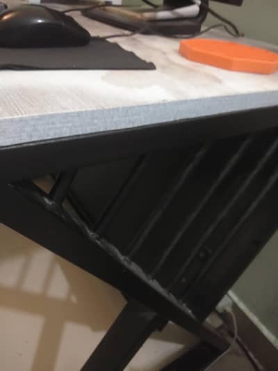 computer table