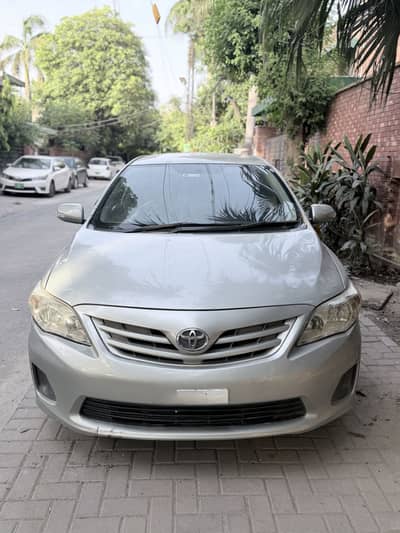 Toyota Corolla GLI 2011