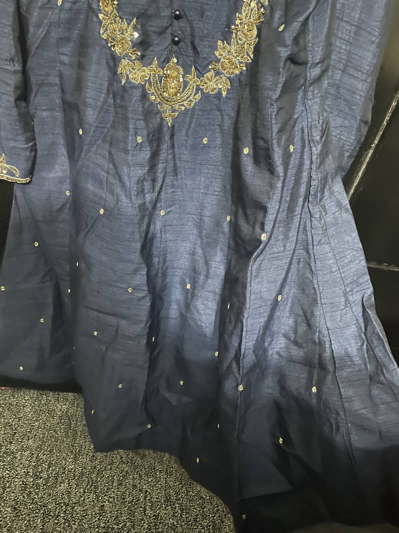 Frock 0