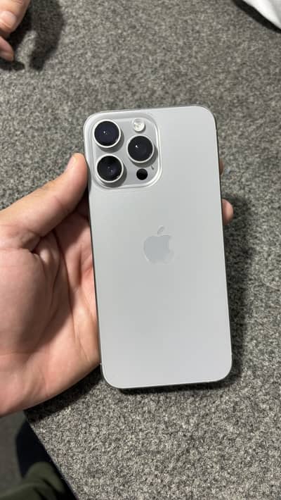 iPhone 15 Pro Max non pta pro 100bh