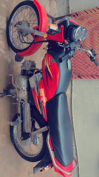 Yamaha Junoon 100cc