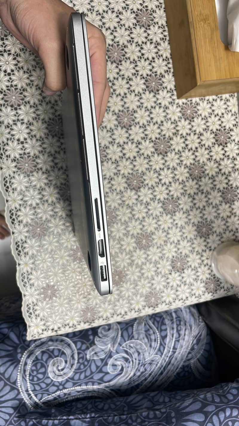 Macbook pro 1