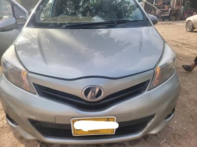 Toyota Vitz 2013
