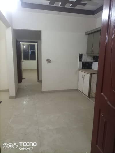 2 bed lounge flat available for rent