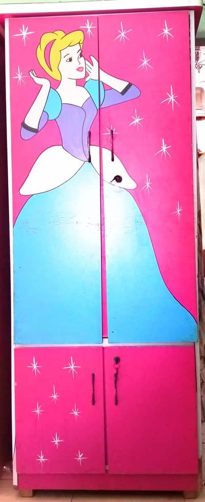 Cinderella Theme Kids Wardrobe / Almari – Good Condition