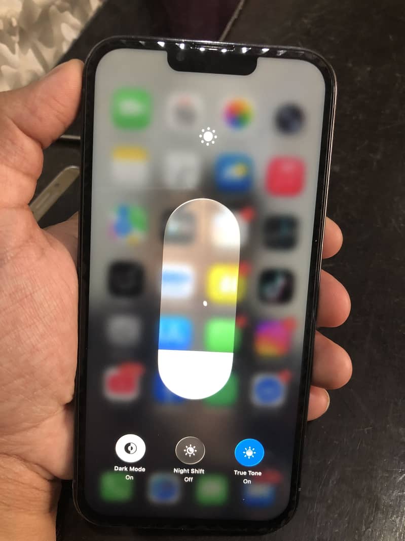 Iphone 13pro max 5