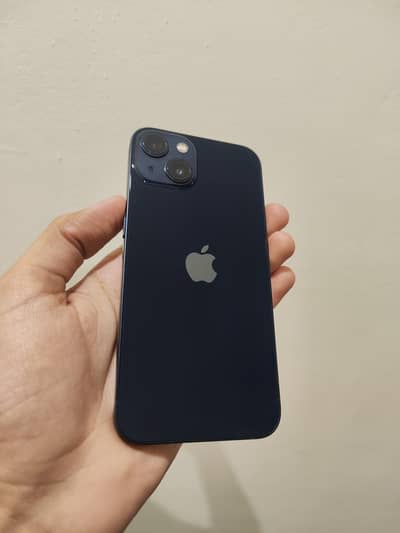 Apple iPhone 13