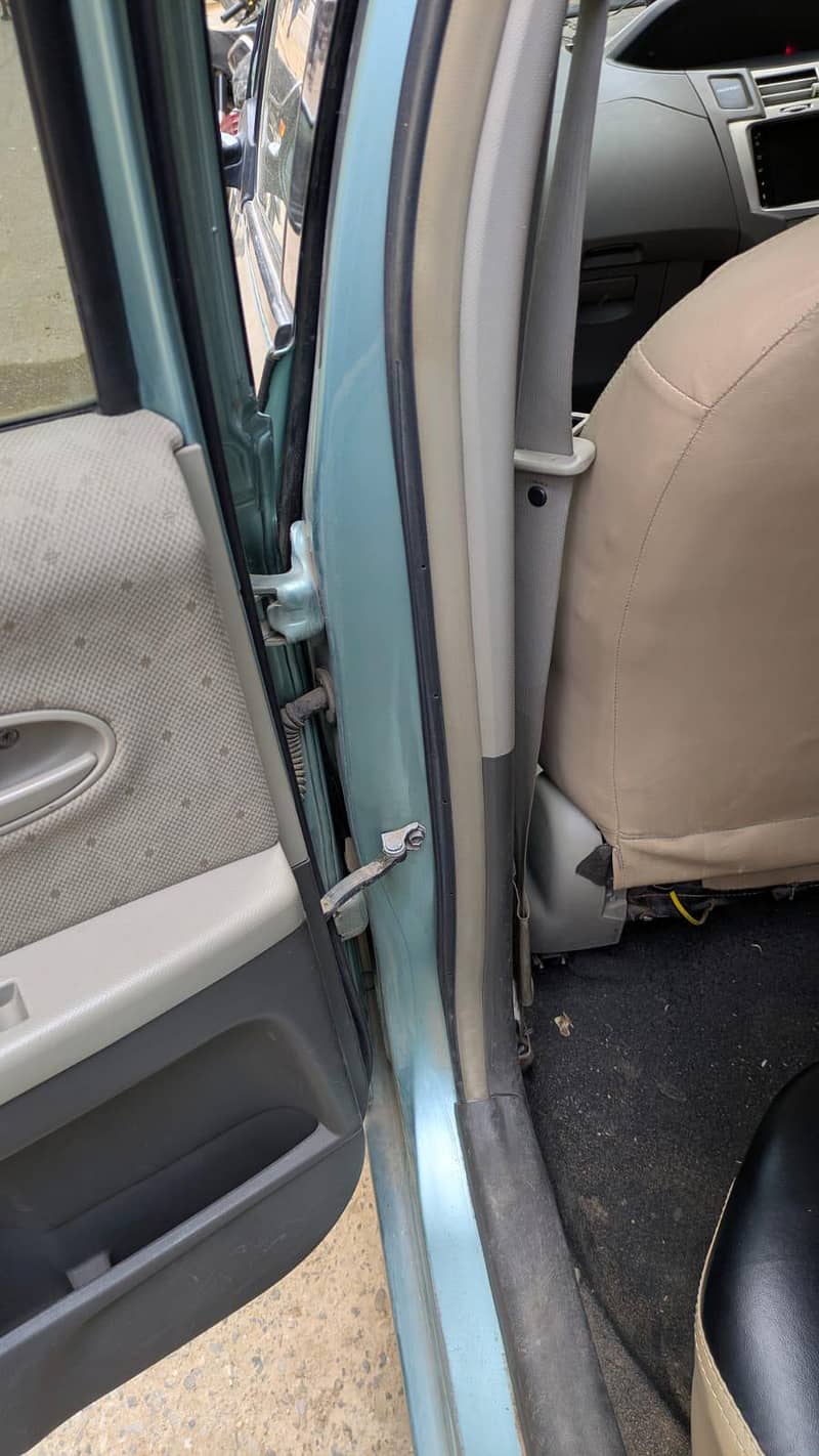 Vitz 2008/13 Push Start 6