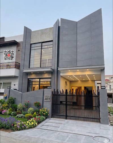 DHA RAHBAR SEC. 2 LIKE NEW HOUSE FOR SALE MARLA. 05