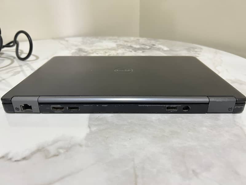 Dell Latitude E7250 4