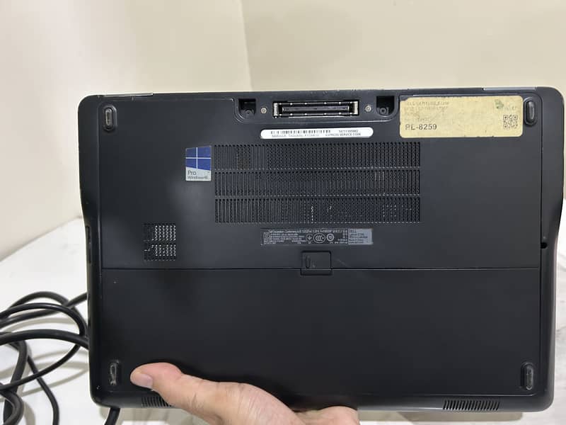 Dell Latitude E7250 5