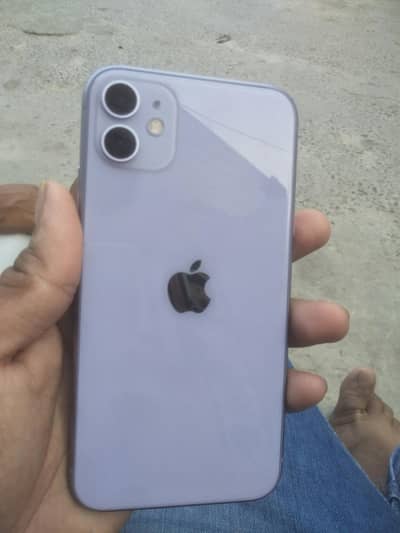 iPhone 11 /64gb=/Bh84% hello pa chla gya ha softwer hoga bas