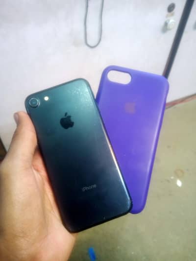 Apple iPhone 7