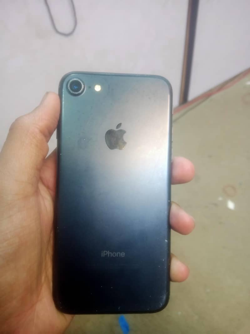 Apple iPhone 7 5