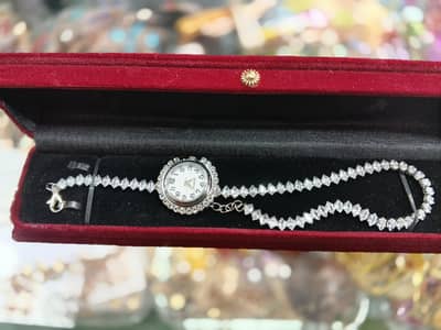 ladies watch new condition