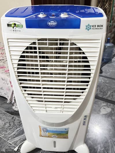 BOSS ECM-7000-XL+ ICEBOX COOLER