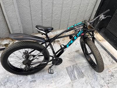 Road bicycle