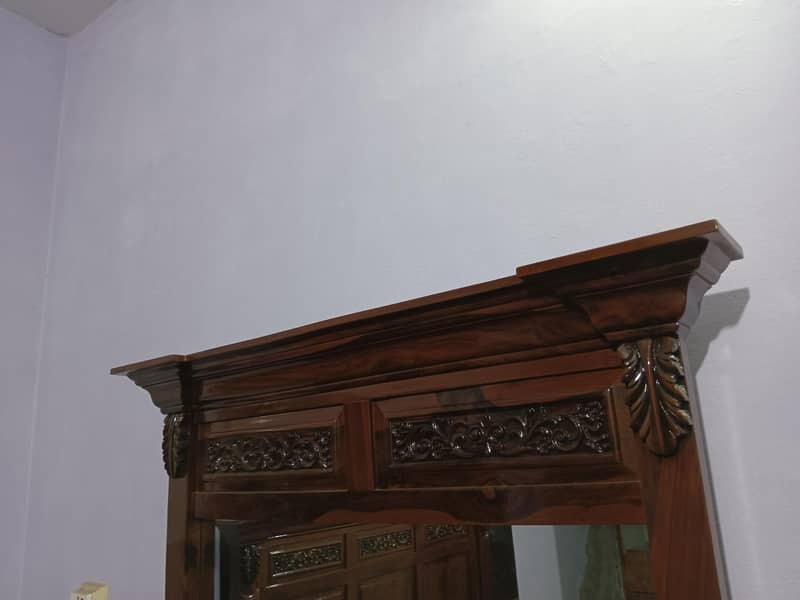 Large Size Bed With Side Tables, Dressing Table & Mattress 7