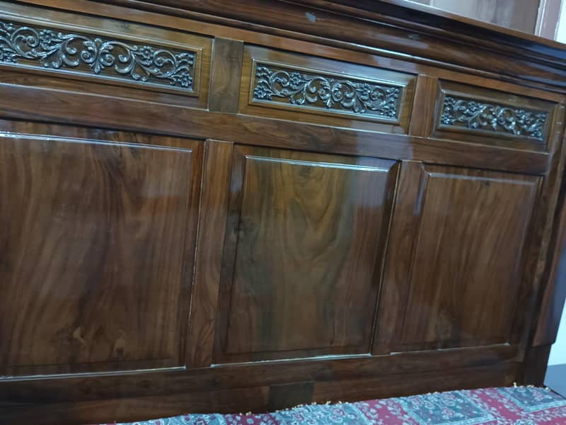 Large Size Bed With Side Tables, Dressing Table & Mattress 13