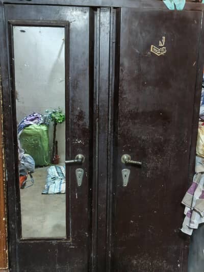 wardrobe